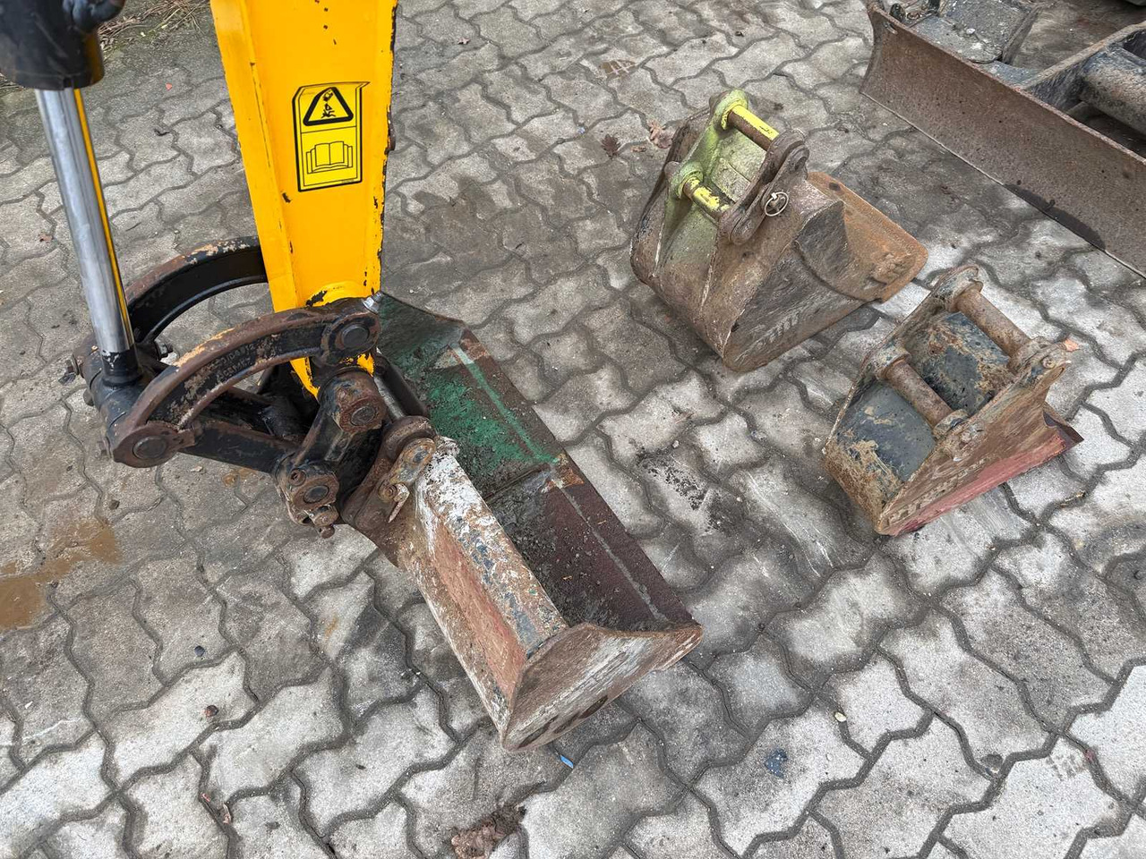 Mini excavator JCB - 16C-1 - 2022 - MINI EXCAVATOR - 3 X BUCKET: Foto 16