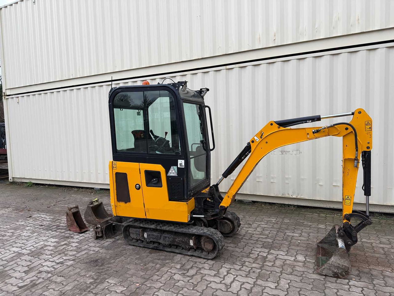 JCB - 16C-1 - 2022 - MINI EXCAVATOR - 3 X BUCKET - Mini excavator: Foto 5 JCB - 16C-1 - 2022 - MINI EXCAVATOR - 3 X BUCKET - Mini excavator: Foto 5