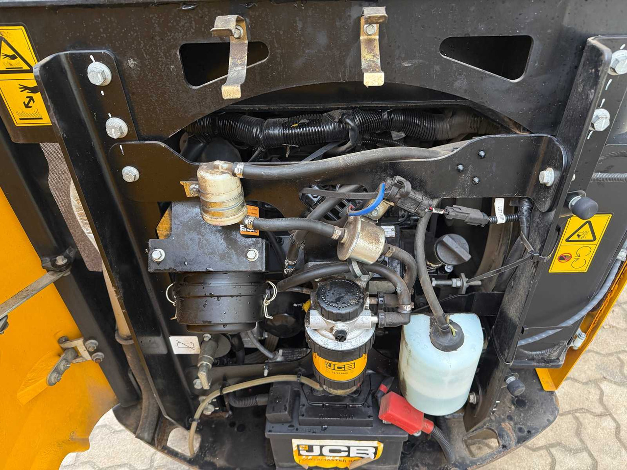 Mini excavator JCB - 16C-1 - 2022 - MINI EXCAVATOR - 3 X BUCKET: Foto 13