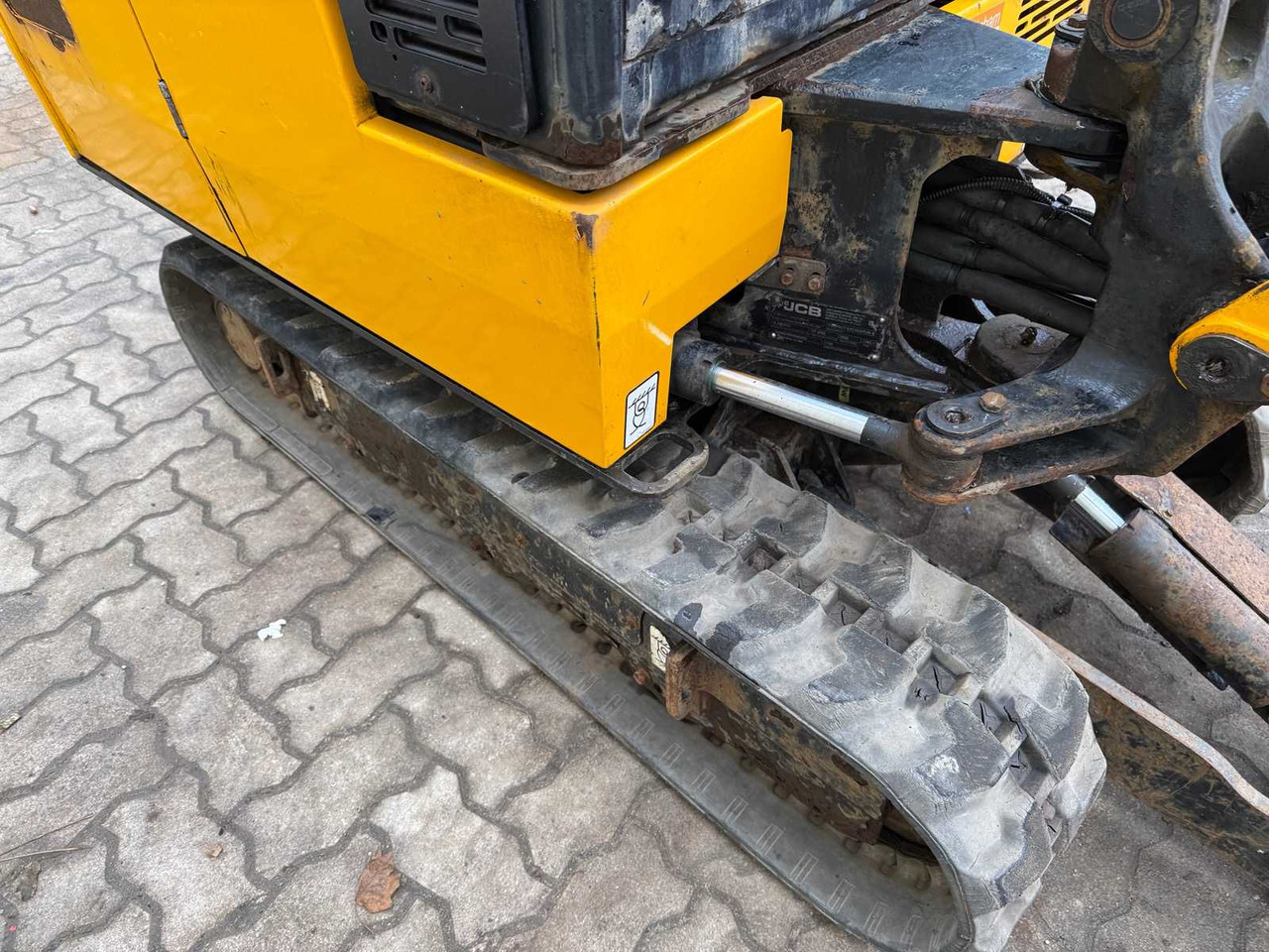 Mini excavator JCB - 16C-1 - 2022 - MINI EXCAVATOR - 3 X BUCKET: Foto 25