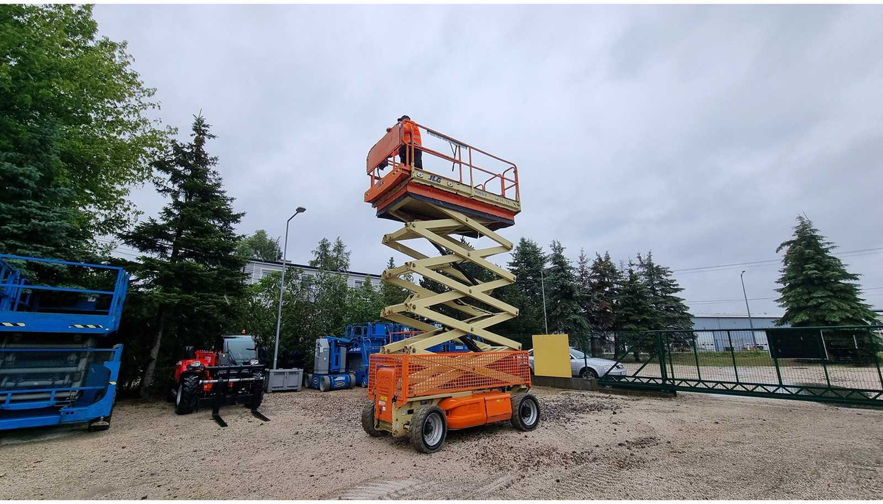 JLG 4069LE - Autopropulsată platformă: Foto 1 JLG 4069LE - Autopropulsată platformă: Foto 1
