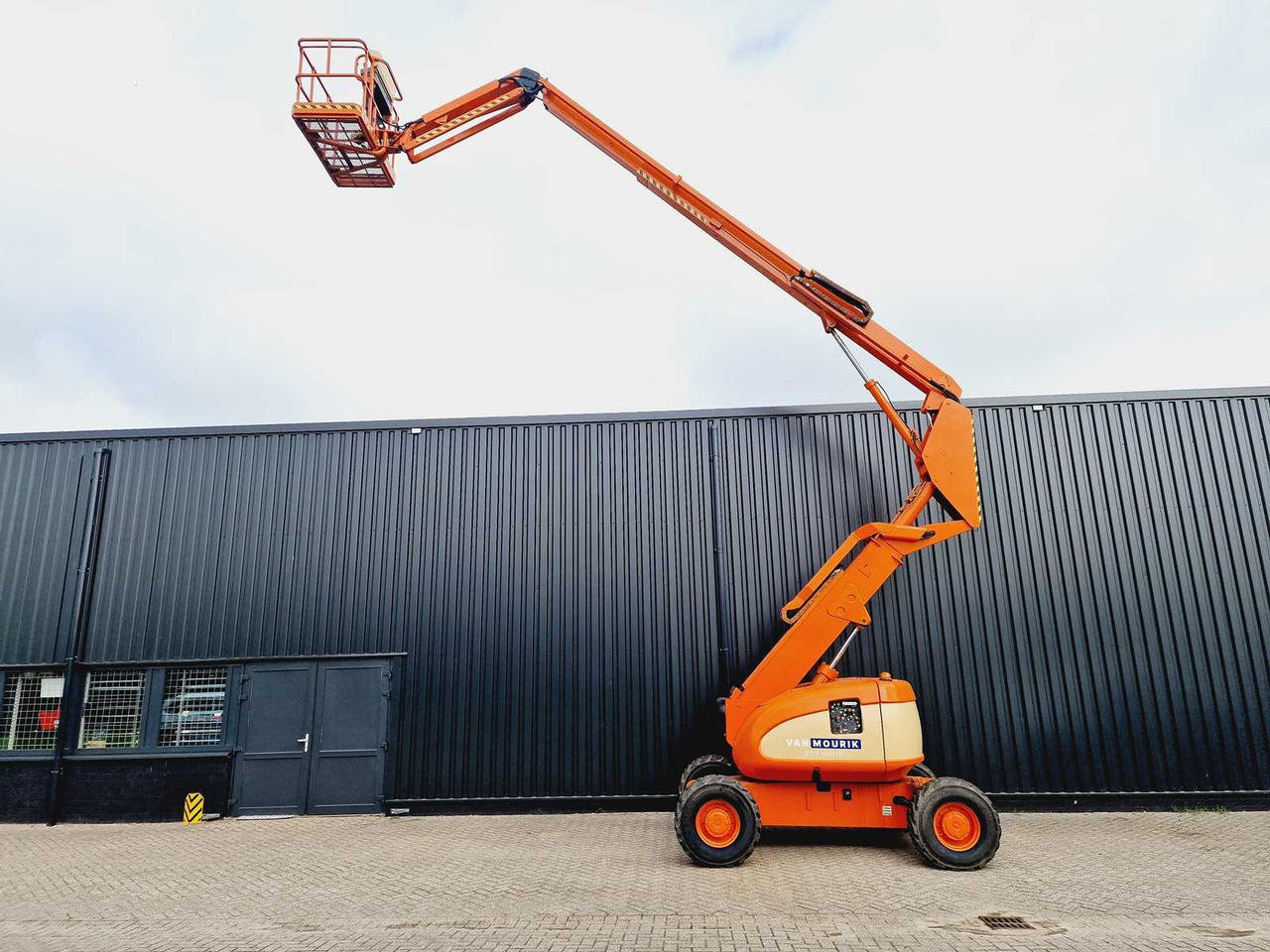 JLG 600 AJ - Autopropulsată platformă: Foto 4 JLG 600 AJ - Autopropulsată platformă: Foto 4