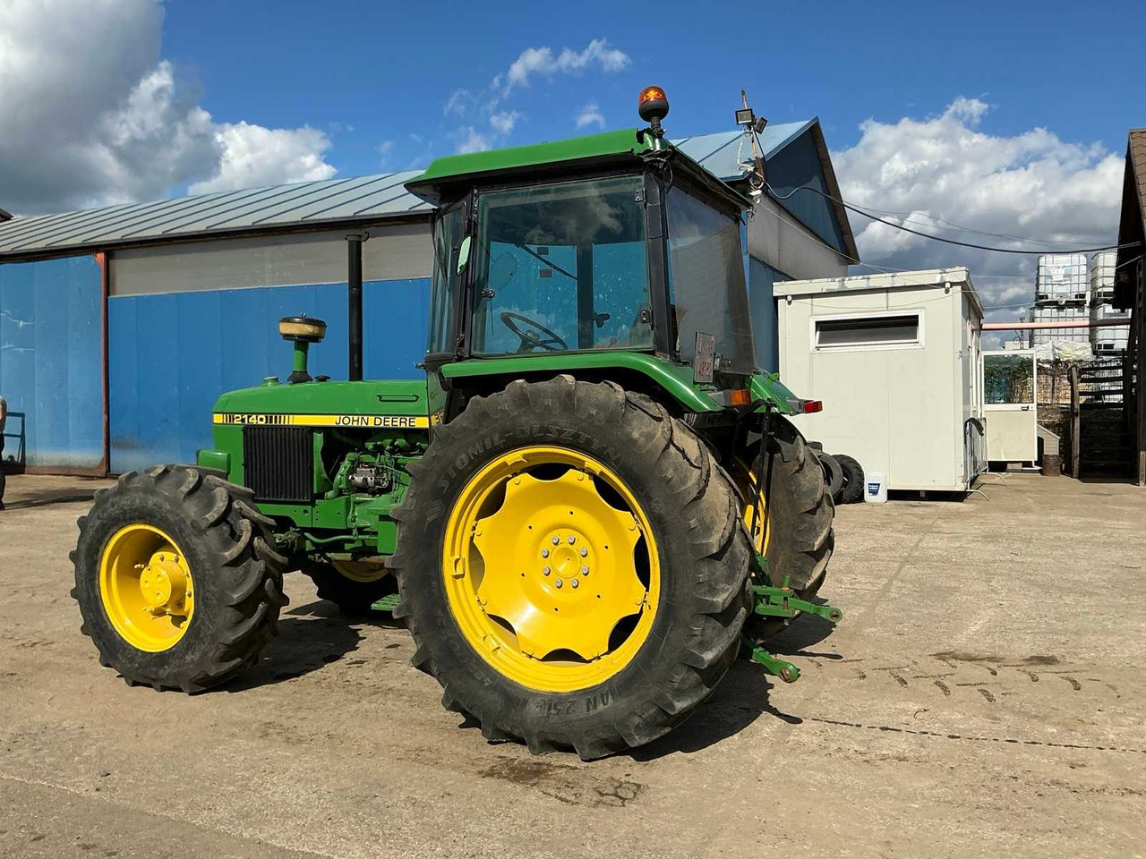 JOHN DEERE 2140 - Tractor agricol: Foto 4 JOHN DEERE 2140 - Tractor agricol: Foto 4