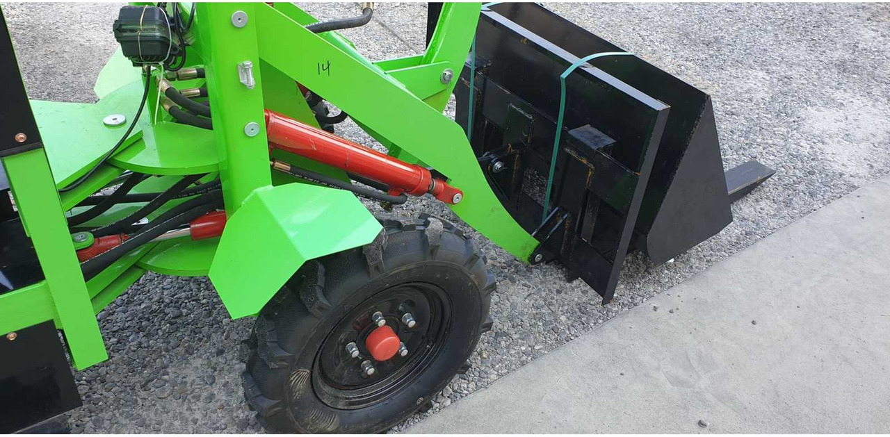 JPC ME18 4X4 WHEEL LOADER - Încărcător frontal pe pneuri: Foto 5 JPC ME18 4X4 WHEEL LOADER - Încărcător frontal pe pneuri: Foto 5