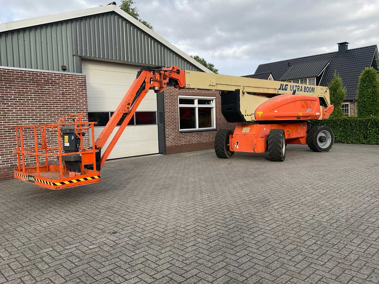 Jlg 1250 ajp - Autopropulsată platformă: Foto 1 Jlg 1250 ajp - Autopropulsată platformă: Foto 1