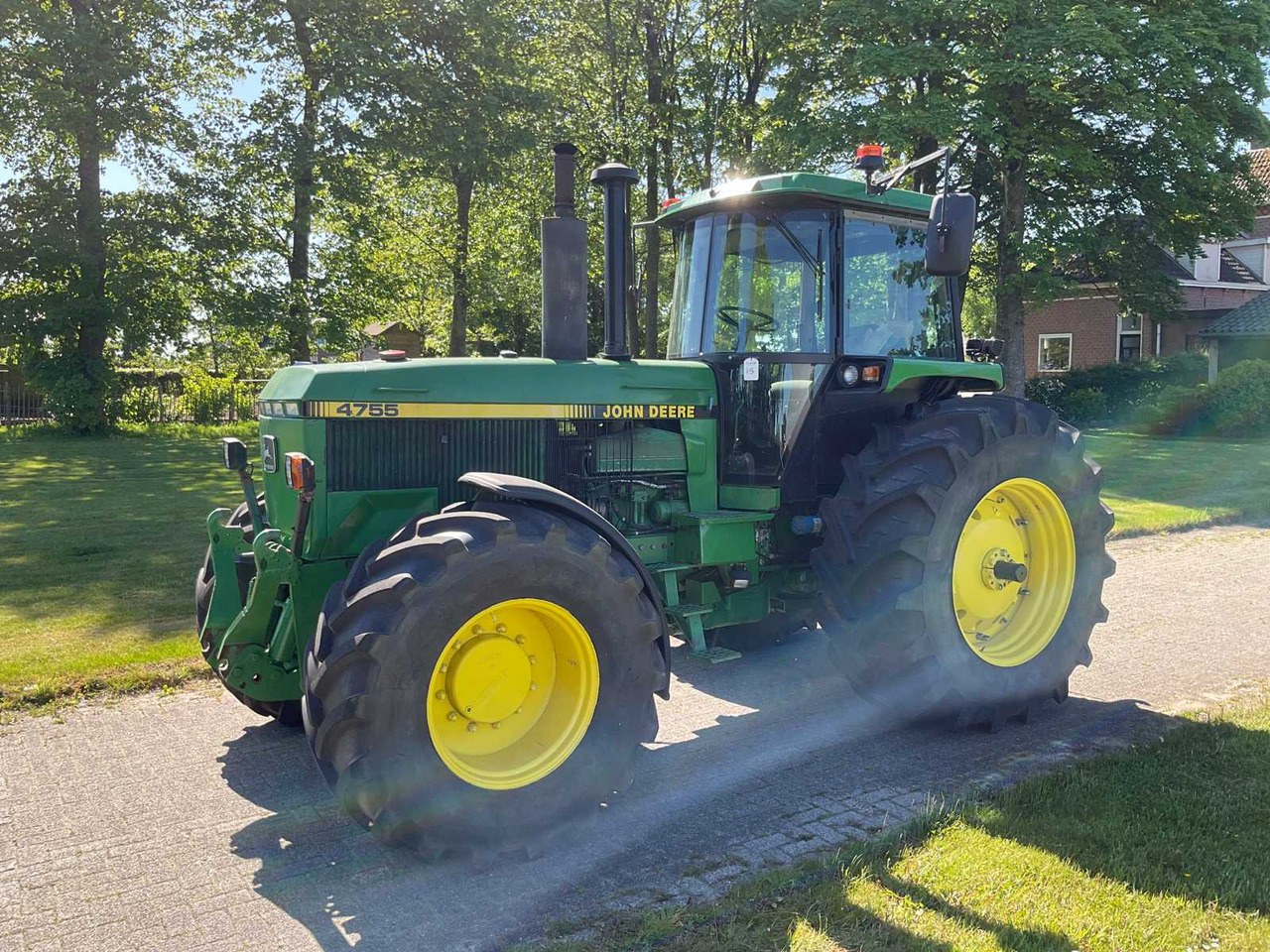 John Deere 4755 - Tractor agricol: Foto 2 John Deere 4755 - Tractor agricol: Foto 2