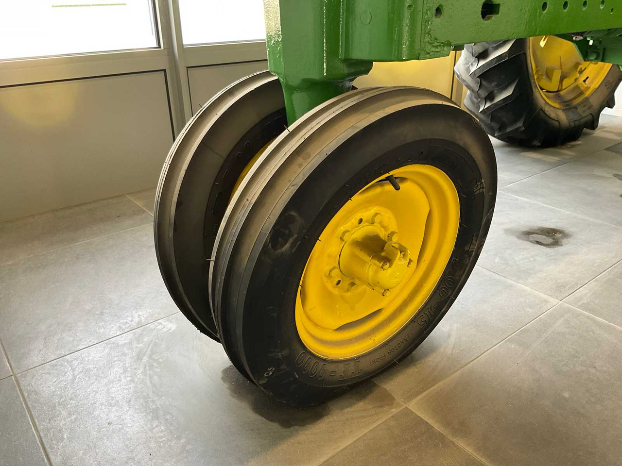John Deere Model B - Tractor agricol: Foto 3 John Deere Model B - Tractor agricol: Foto 3