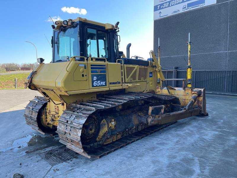 KOMATSU - D65PX-18 - BULLDOZER - 2016 - Buldozer: Foto 1 KOMATSU - D65PX-18 - BULLDOZER - 2016 - Buldozer: Foto 1