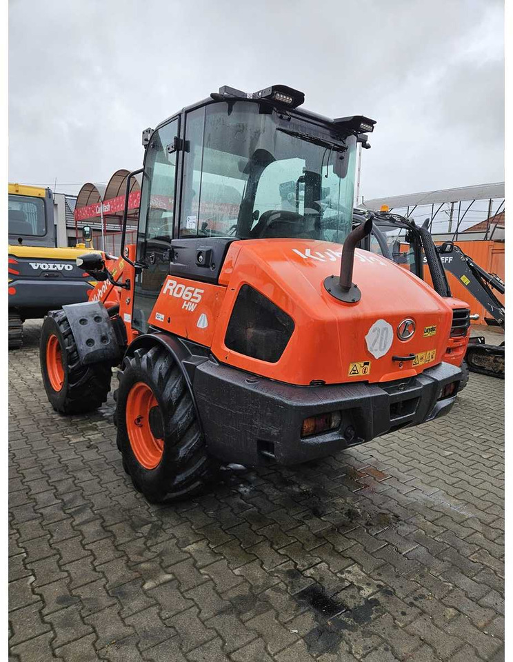 KUBOTA - R065 - WHELL LOADER - 2017 - Încărcător frontal pe pneuri: Foto 2 KUBOTA - R065 - WHELL LOADER - 2017 - Încărcător frontal pe pneuri: Foto 2