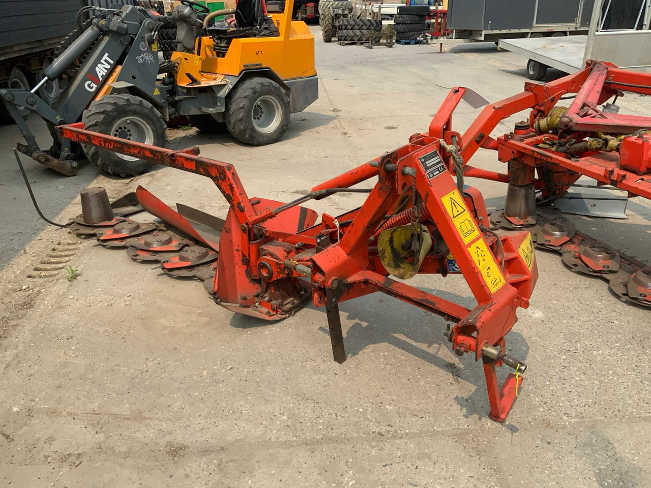 KUHN GMD 500 - Tocător resturi vegetale/ Mulcer: Foto 1 KUHN GMD 500 - Tocător resturi vegetale/ Mulcer: Foto 1