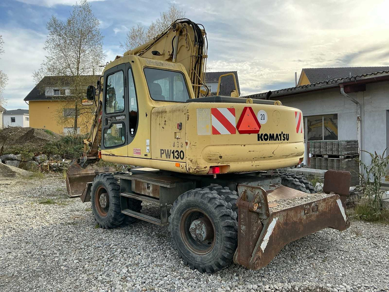 Komatsu 1995 KOMATSU PW 130 GK WHEEL EXCAVATOR - Încărcător frontal pe pneuri: Foto 3 Komatsu 1995 KOMATSU PW 130 GK WHEEL EXCAVATOR - Încărcător frontal pe pneuri: Foto 3