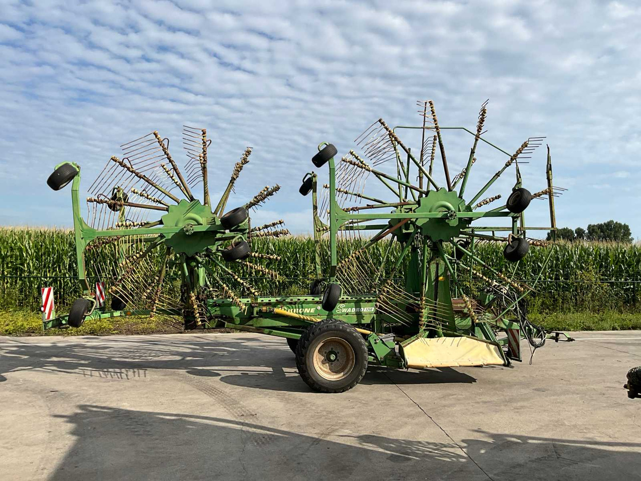 Krone Swadro 1250 - Utilaje pentru fân: Foto 4 Krone Swadro 1250 - Utilaje pentru fân: Foto 4