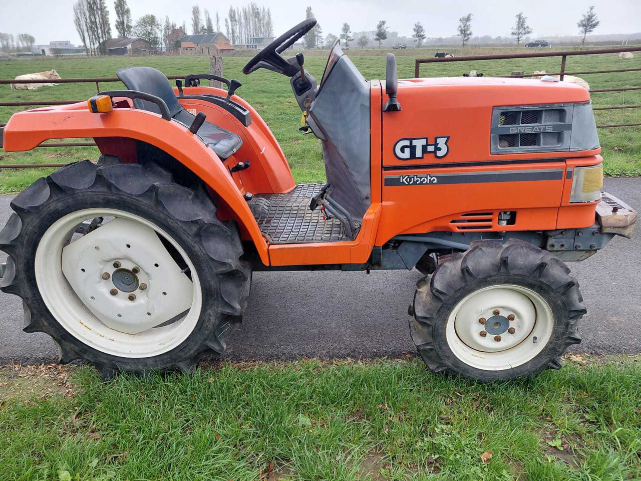 Kubota GT3 - Tractor mic: Foto 3 Kubota GT3 - Tractor mic: Foto 3