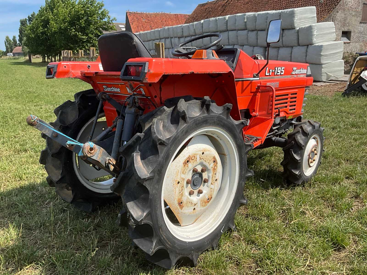 Kubota L1-195 - Tractor mic: Foto 5 Kubota L1-195 - Tractor mic: Foto 5