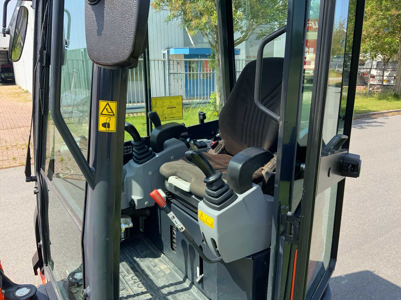 Mini excavator Kubota U27-4: Foto 33