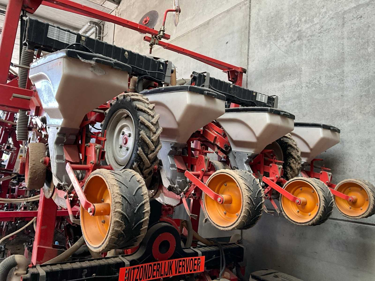 Kuhn Planter 2 - Semănătoare de precizie: Foto 4 Kuhn Planter 2 - Semănătoare de precizie: Foto 4