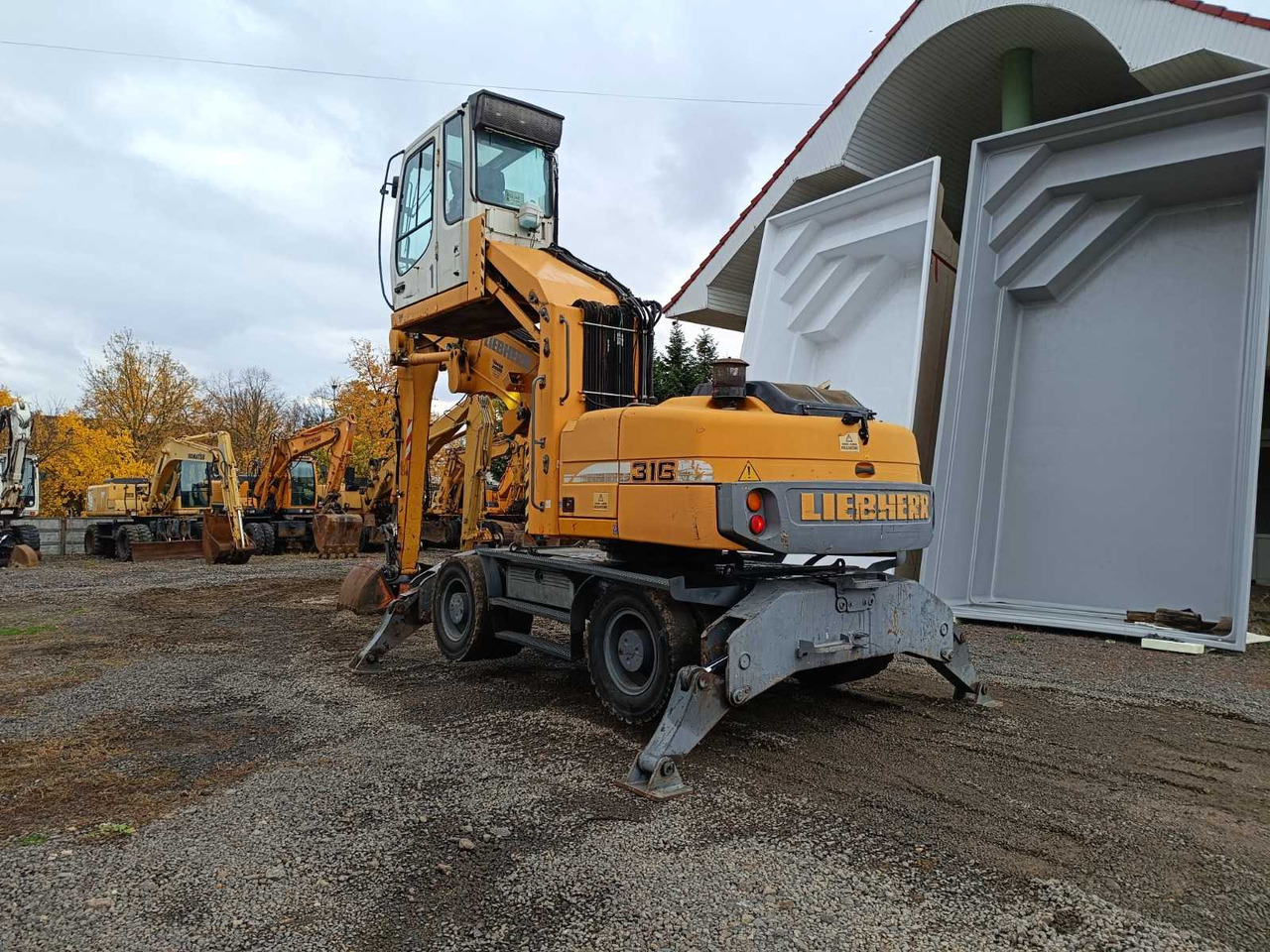 LIEBHERR - A 316 LITRONIC - WHEELED EXCAVATOR - 2009 - Excavator pe roţi: Foto 2 LIEBHERR - A 316 LITRONIC - WHEELED EXCAVATOR - 2009 - Excavator pe roţi: Foto 2