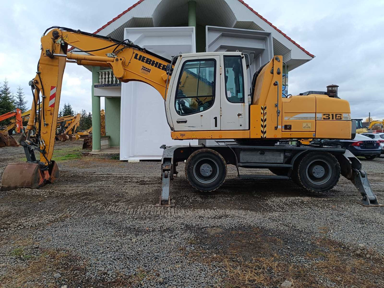 LIEBHERR - A 316 LITRONIC - WHEELED EXCAVATOR - 2009 - Excavator pe roţi: Foto 4 LIEBHERR - A 316 LITRONIC - WHEELED EXCAVATOR - 2009 - Excavator pe roţi: Foto 4