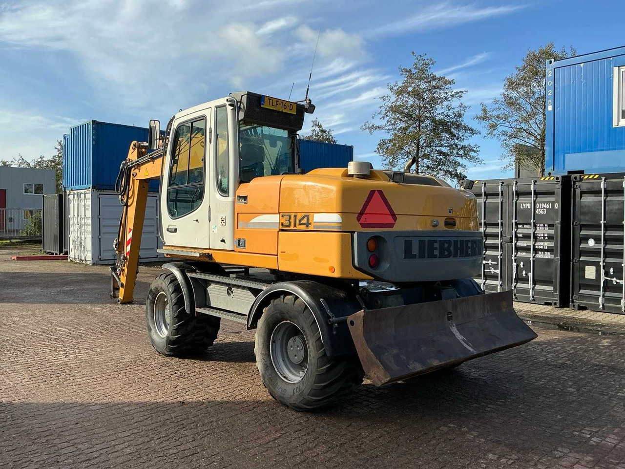 LIEBHERR A314 WHEELED EXCAVATOR - Excavator pe roţi: Foto 3 LIEBHERR A314 WHEELED EXCAVATOR - Excavator pe roţi: Foto 3