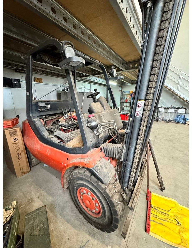 LINDE - H45 - FORKLIFT TRUCKS - 2003 - Motostivuitor: Foto 2 LINDE - H45 - FORKLIFT TRUCKS - 2003 - Motostivuitor: Foto 2