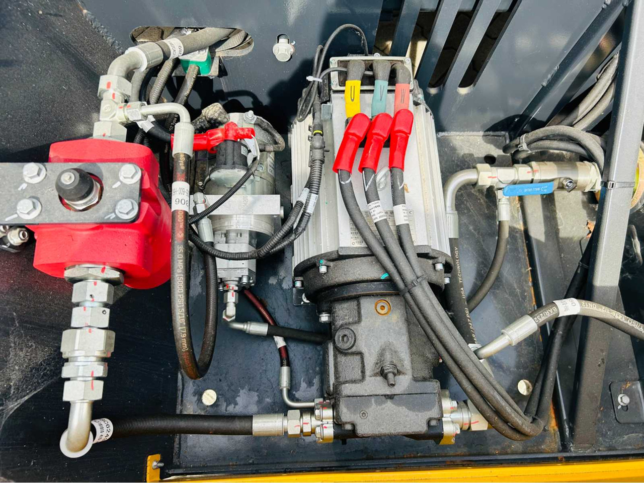 Autopropulsată platformă LIUGONG - 04-2023 - LT26JE-LI - TELESCOPIC BOOM LIFT 28.1M: Foto 28