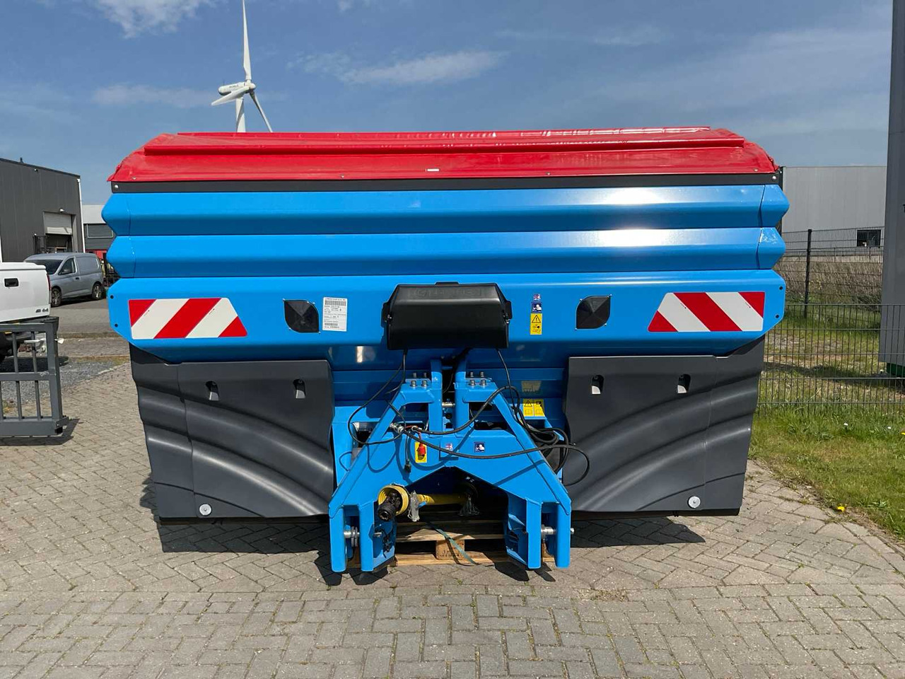 Lemken Polaris 16 - Imprastietor îngrăşăminte: Foto 2 Lemken Polaris 16 - Imprastietor îngrăşăminte: Foto 2