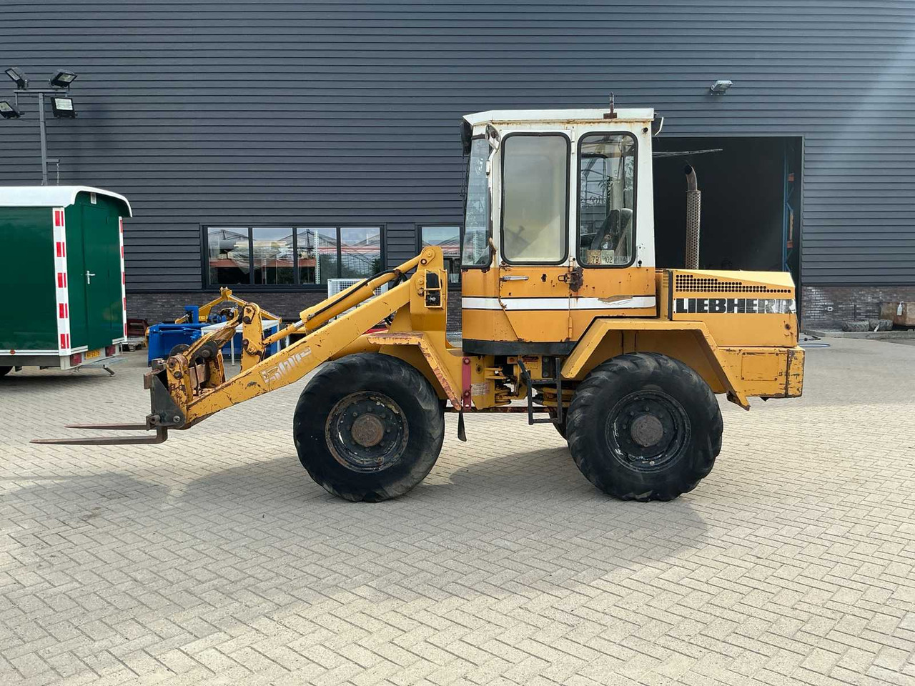 Liebherr L 506 - Încărcător frontal pe pneuri: Foto 4 Liebherr L 506 - Încărcător frontal pe pneuri: Foto 4