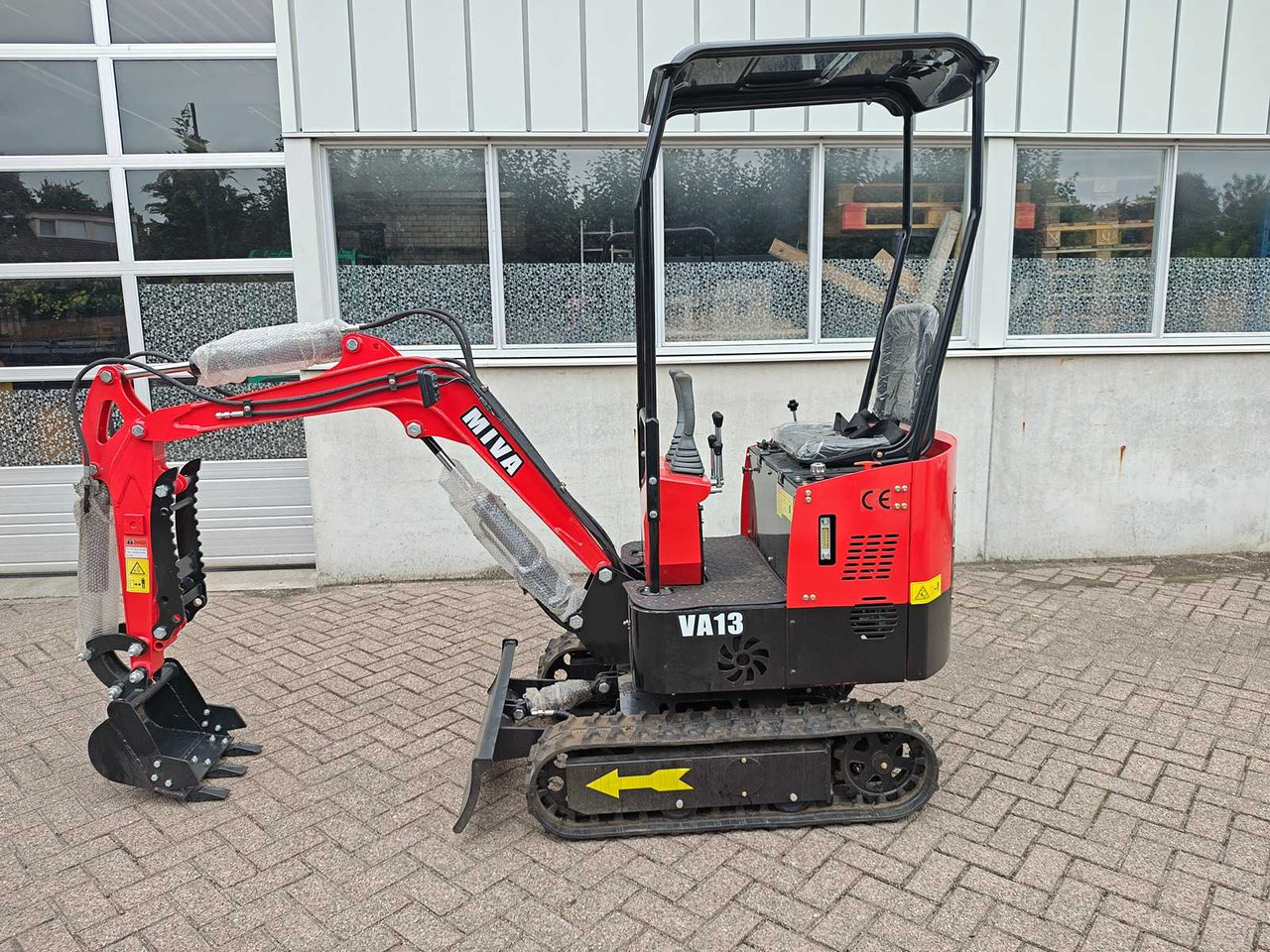 MIVA VA13 - Mini excavator: Foto 2 MIVA VA13 - Mini excavator: Foto 2