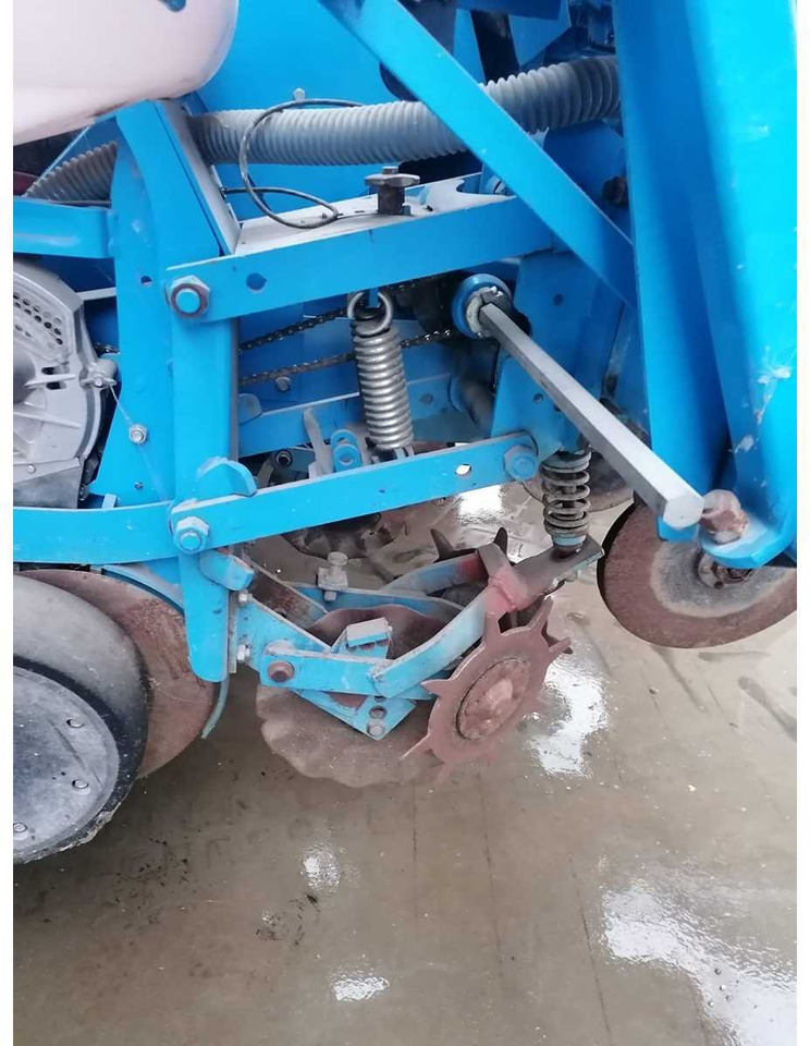 MONOSEM - Maşină agricole pentru semanat: Foto 2 MONOSEM - Maşină agricole pentru semanat: Foto 2