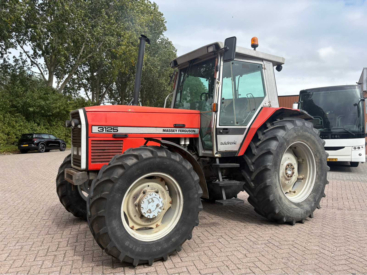 Massey Ferguson 3125 - Tractor agricol: Foto 2 Massey Ferguson 3125 - Tractor agricol: Foto 2