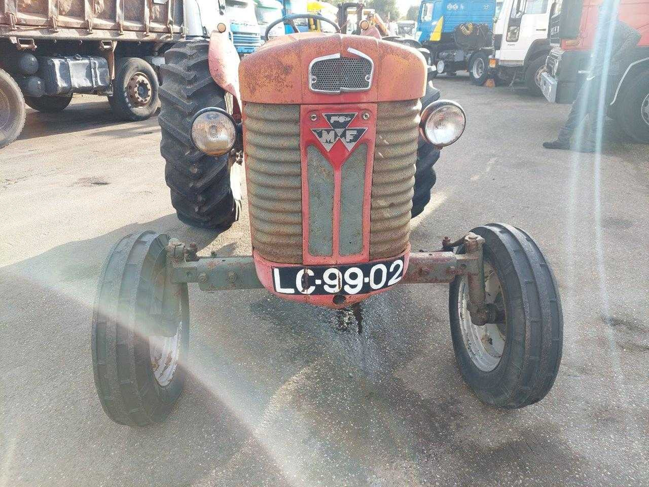 Massey Ferguson 65 - Tractor agricol: Foto 2 Massey Ferguson 65 - Tractor agricol: Foto 2