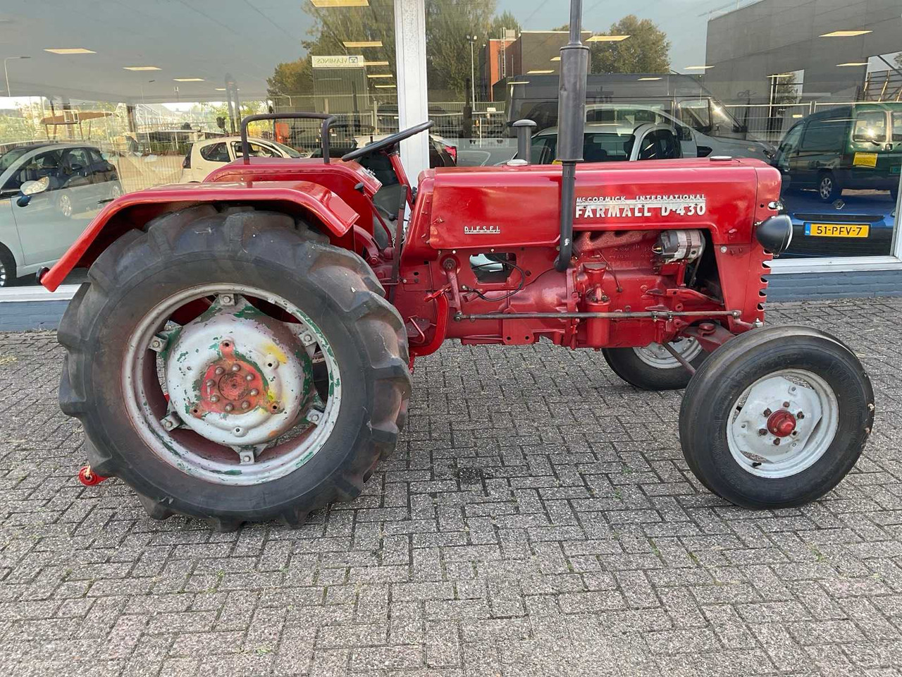Mc Cormick International Farmall D-430 - Tractor agricol: Foto 4 Mc Cormick International Farmall D-430 - Tractor agricol: Foto 4