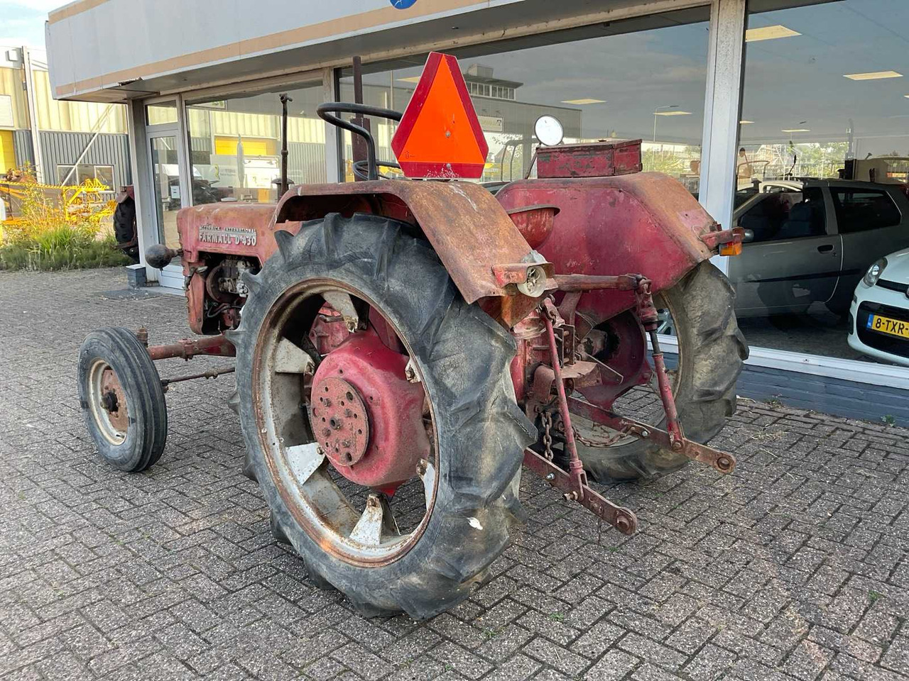 Mc Cormick International Farmall D-430 - Tractor agricol: Foto 3 Mc Cormick International Farmall D-430 - Tractor agricol: Foto 3