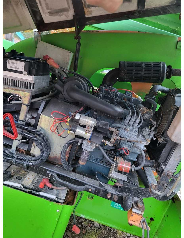 NIFTYLIFT - 2008 - HR21 - AERIAL WORK PLATFORM - Autopropulsată platformă: Foto 4 NIFTYLIFT - 2008 - HR21 - AERIAL WORK PLATFORM - Autopropulsată platformă: Foto 4