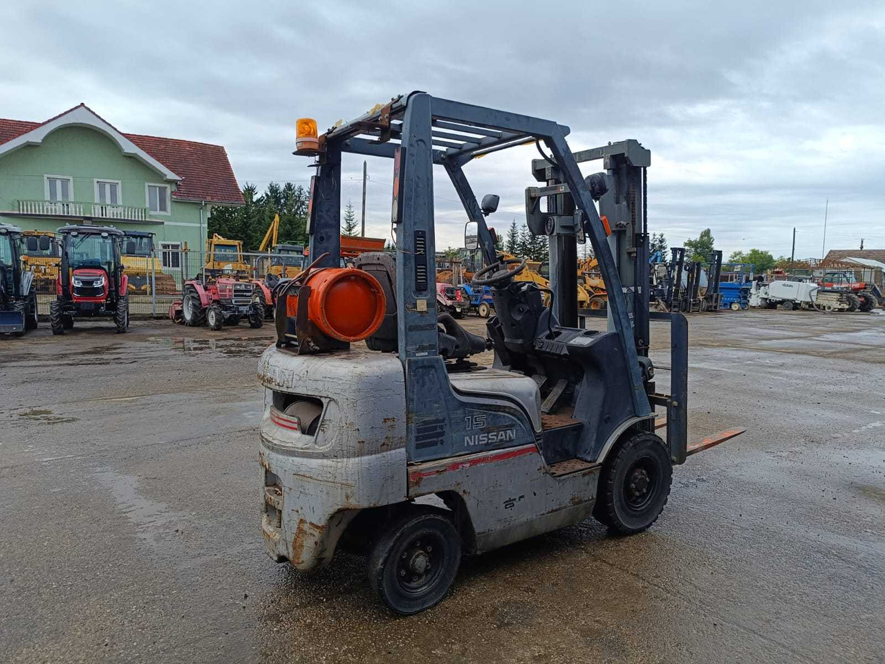 NISSAN - L01A15W - FORKLIFT TRUCKS - 2000 - Motostivuitor: Foto 5 NISSAN - L01A15W - FORKLIFT TRUCKS - 2000 - Motostivuitor: Foto 5