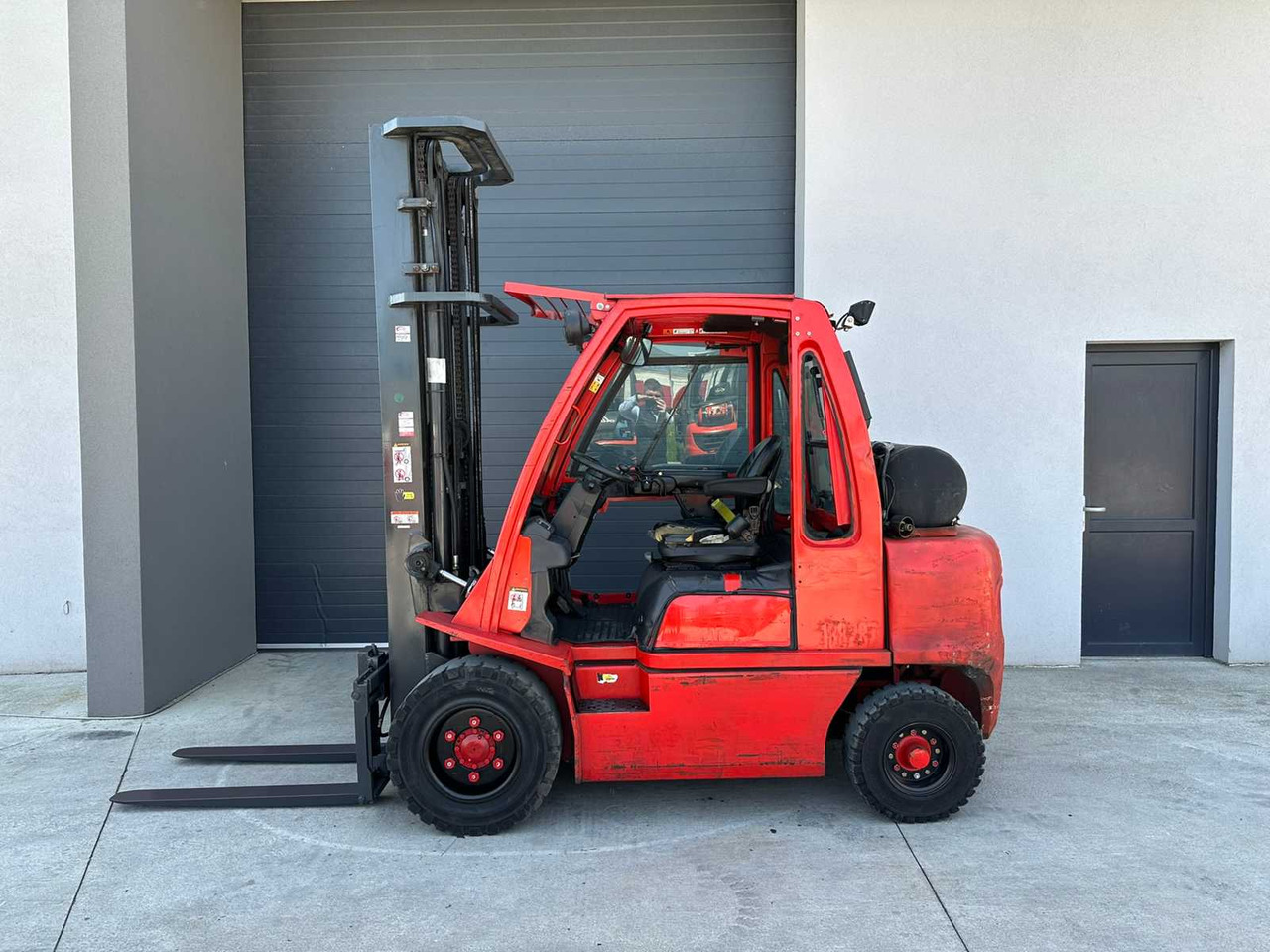 NISSAN - UG1D2A30LQ - FORKLIFT TRUCKS - 2008 - Motostivuitor: Foto 2 NISSAN - UG1D2A30LQ - FORKLIFT TRUCKS - 2008 - Motostivuitor: Foto 2