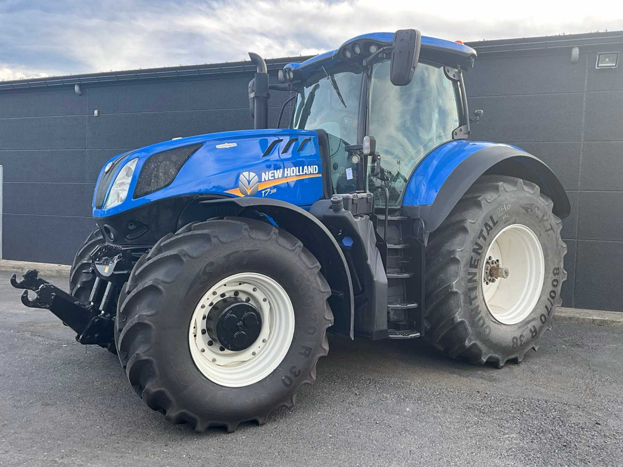 New Holland T7.315 - Tractor agricol: Foto 1 New Holland T7.315 - Tractor agricol: Foto 1
