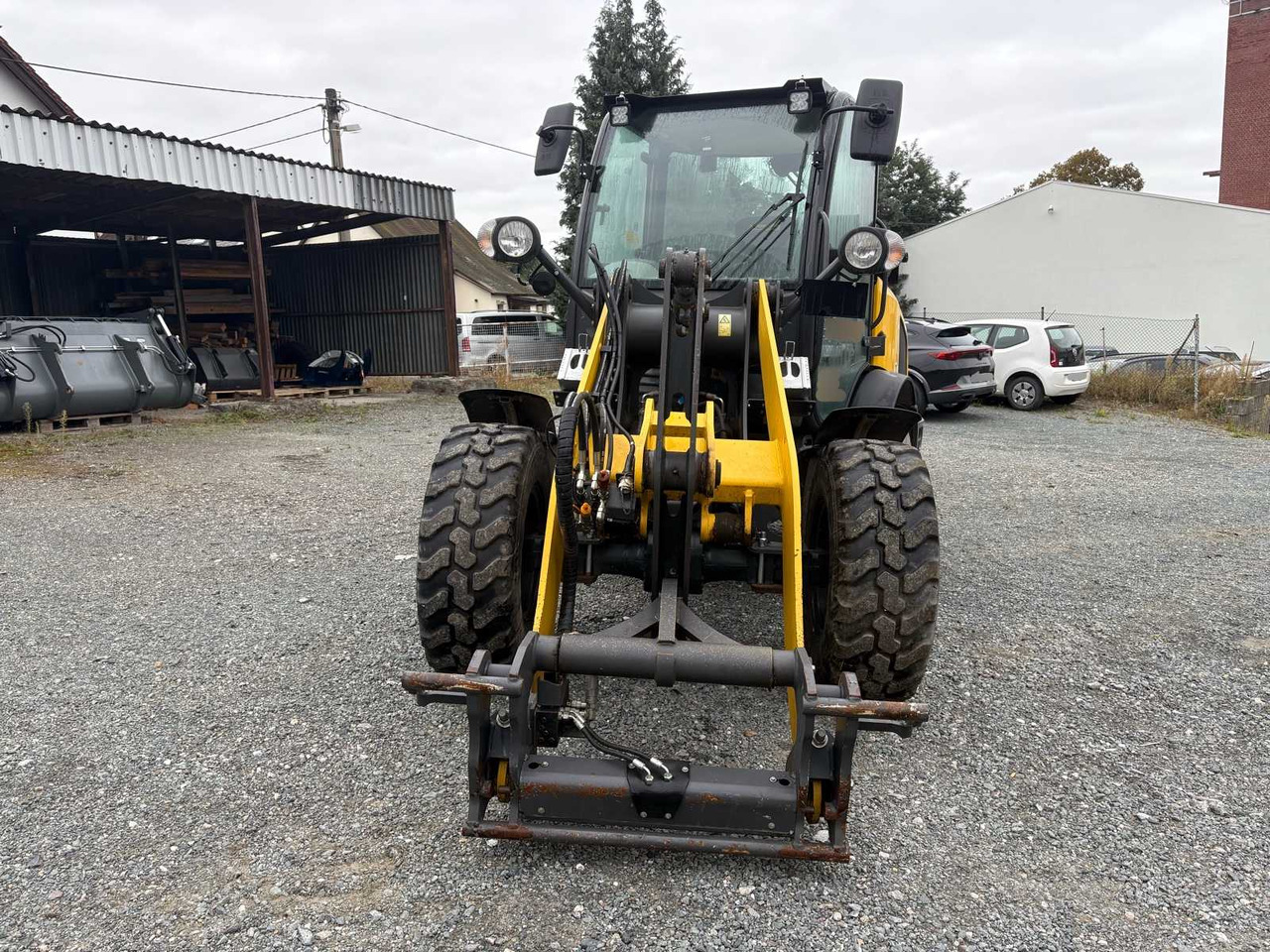 New Holland W50C - Încărcător frontal pe pneuri: Foto 2 New Holland W50C - Încărcător frontal pe pneuri: Foto 2