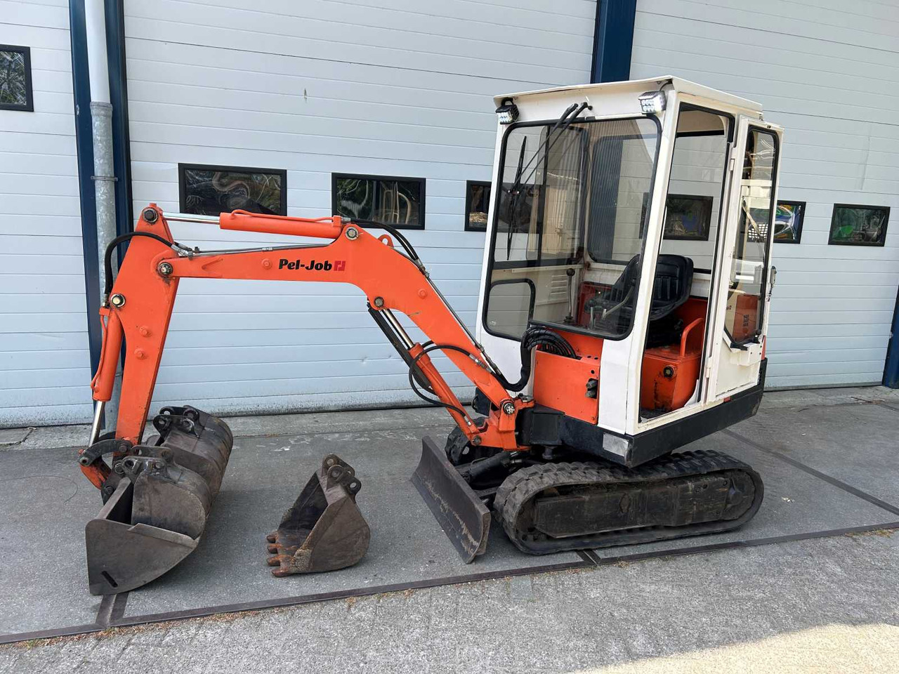 PelJob EB12 - Mini excavator: Foto 1 PelJob EB12 - Mini excavator: Foto 1