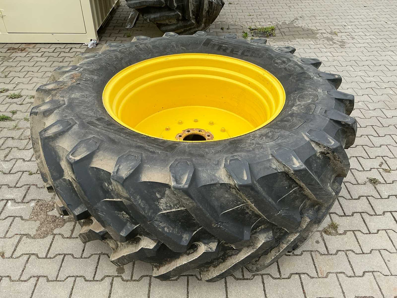 Pirelli TM800 - Anvelope și jante pentru Tractor agricol: Foto 4 Pirelli TM800 - Anvelope și jante pentru Tractor agricol: Foto 4