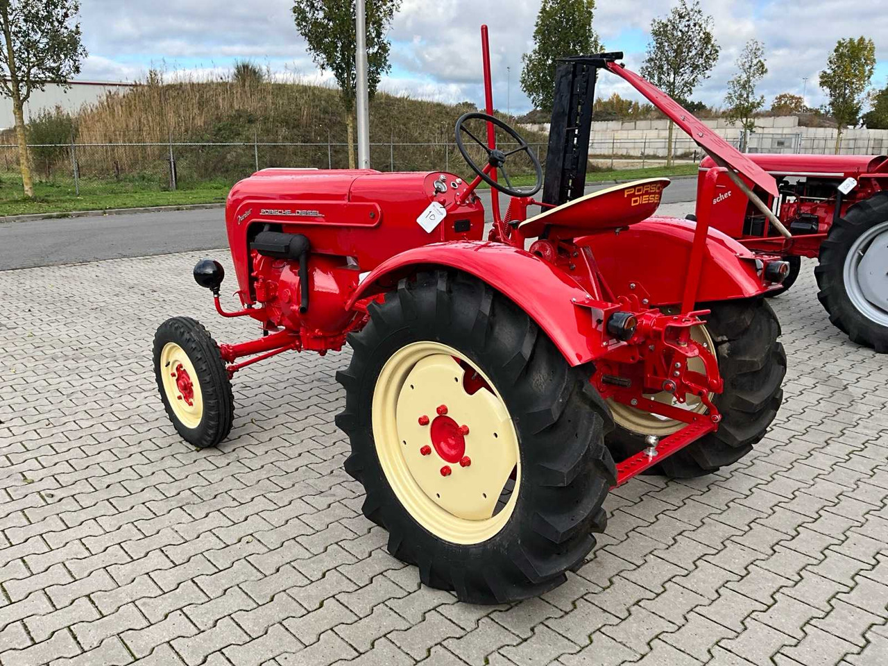 Porsche Junior 108L - Tractor agricol: Foto 4 Porsche Junior 108L - Tractor agricol: Foto 4