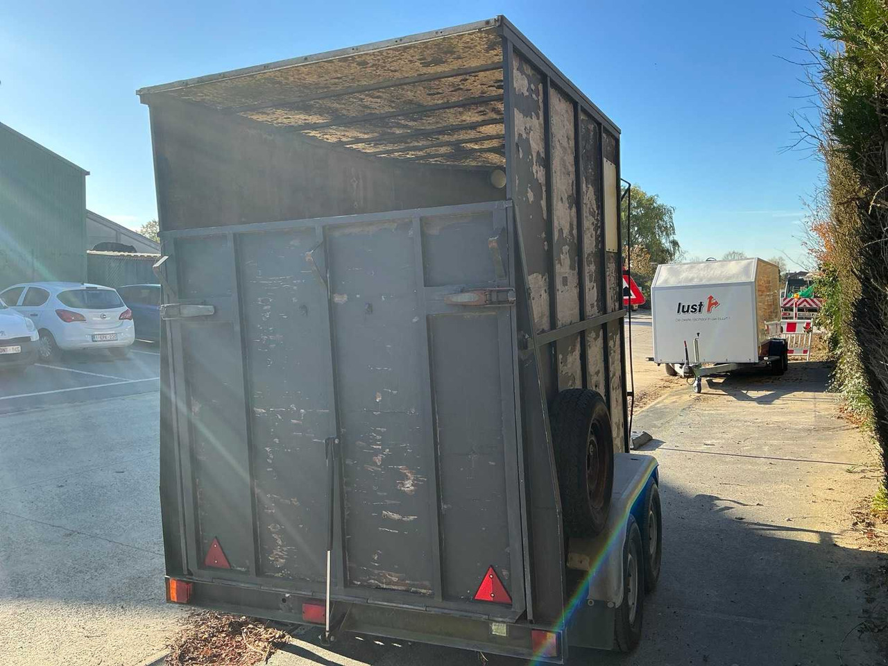 1992 B.C.W. V41020G HORSE TRAILER - Remorcă: Foto 5 1992 B.C.W. V41020G HORSE TRAILER - Remorcă: Foto 5