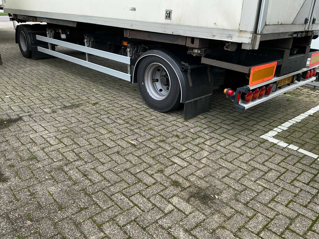 2001 GS AIC-2000 TRAILER FOR POINT BODY - Remorcă: Foto 5 2001 GS AIC-2000 TRAILER FOR POINT BODY - Remorcă: Foto 5