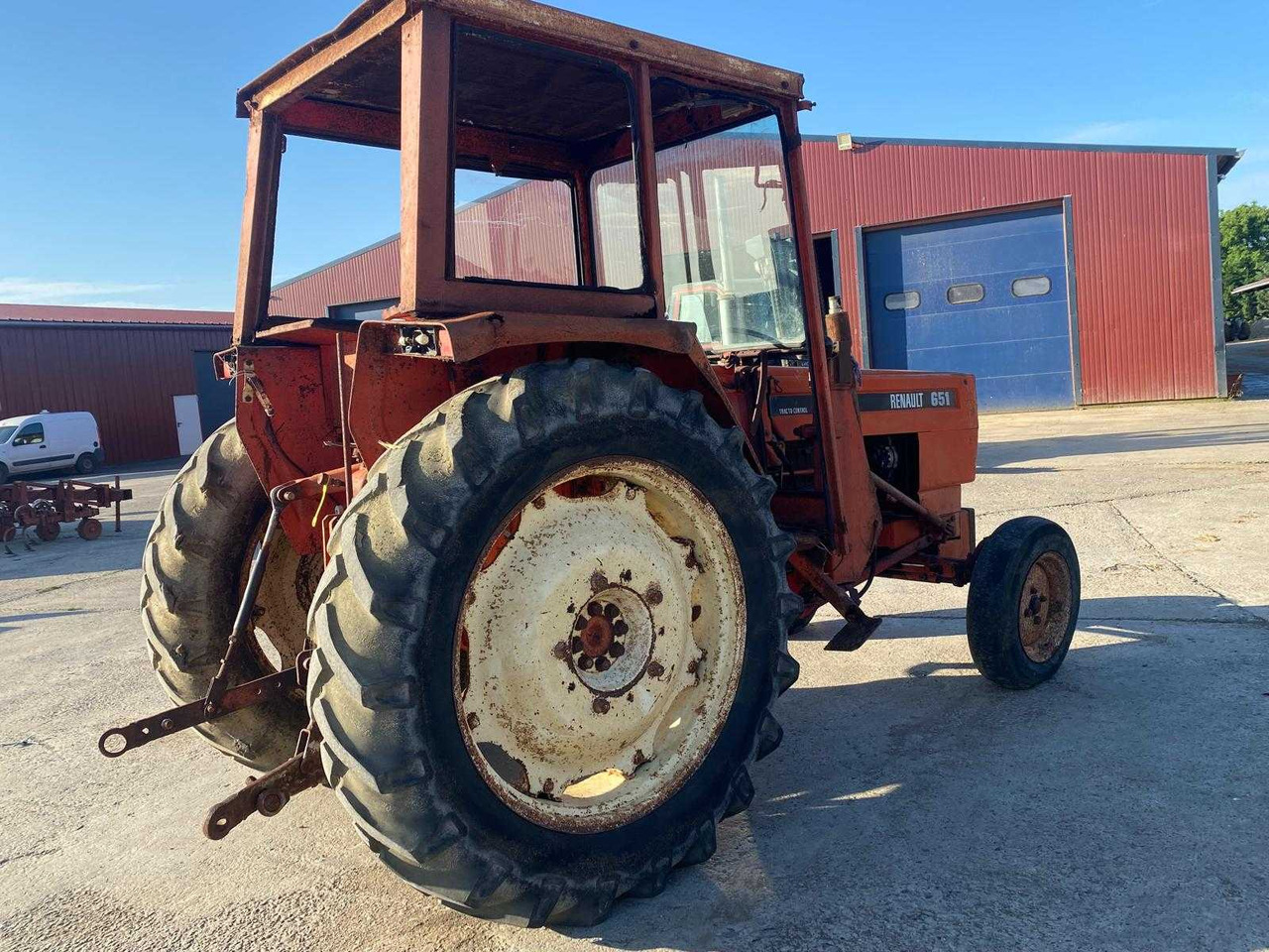 Renault 651 - Tractor comunal: Foto 5 Renault 651 - Tractor comunal: Foto 5