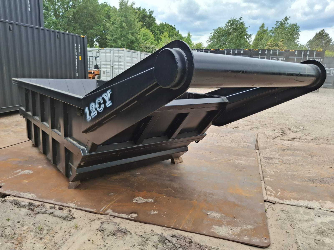 Rhino-cross 12 kuub - Container skip: Foto 4 Rhino-cross 12 kuub - Container skip: Foto 4