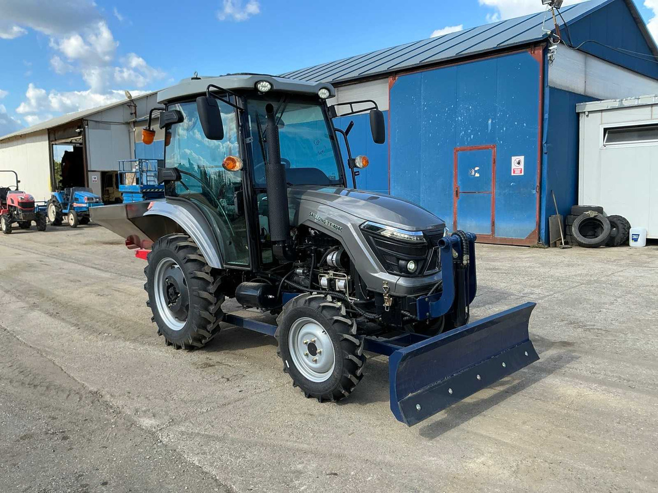 SAILLONG Scout XT 404 - Tractor agricol: Foto 1 SAILLONG Scout XT 404 - Tractor agricol: Foto 1
