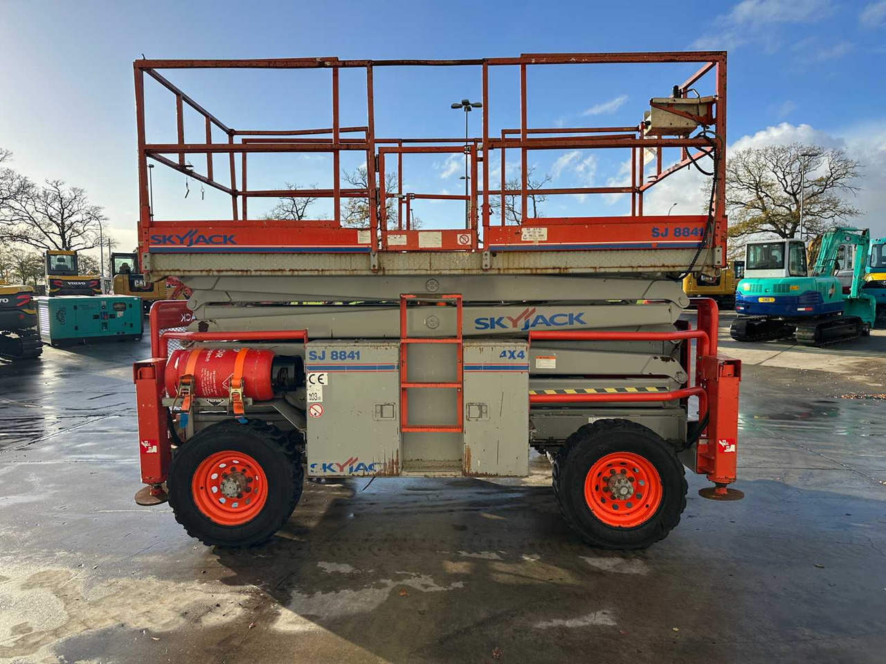 SKYJACK - 2009 - SJ-8841 - AERIAL PLATFORM - Autopropulsată platformă: Foto 4 SKYJACK - 2009 - SJ-8841 - AERIAL PLATFORM - Autopropulsată platformă: Foto 4