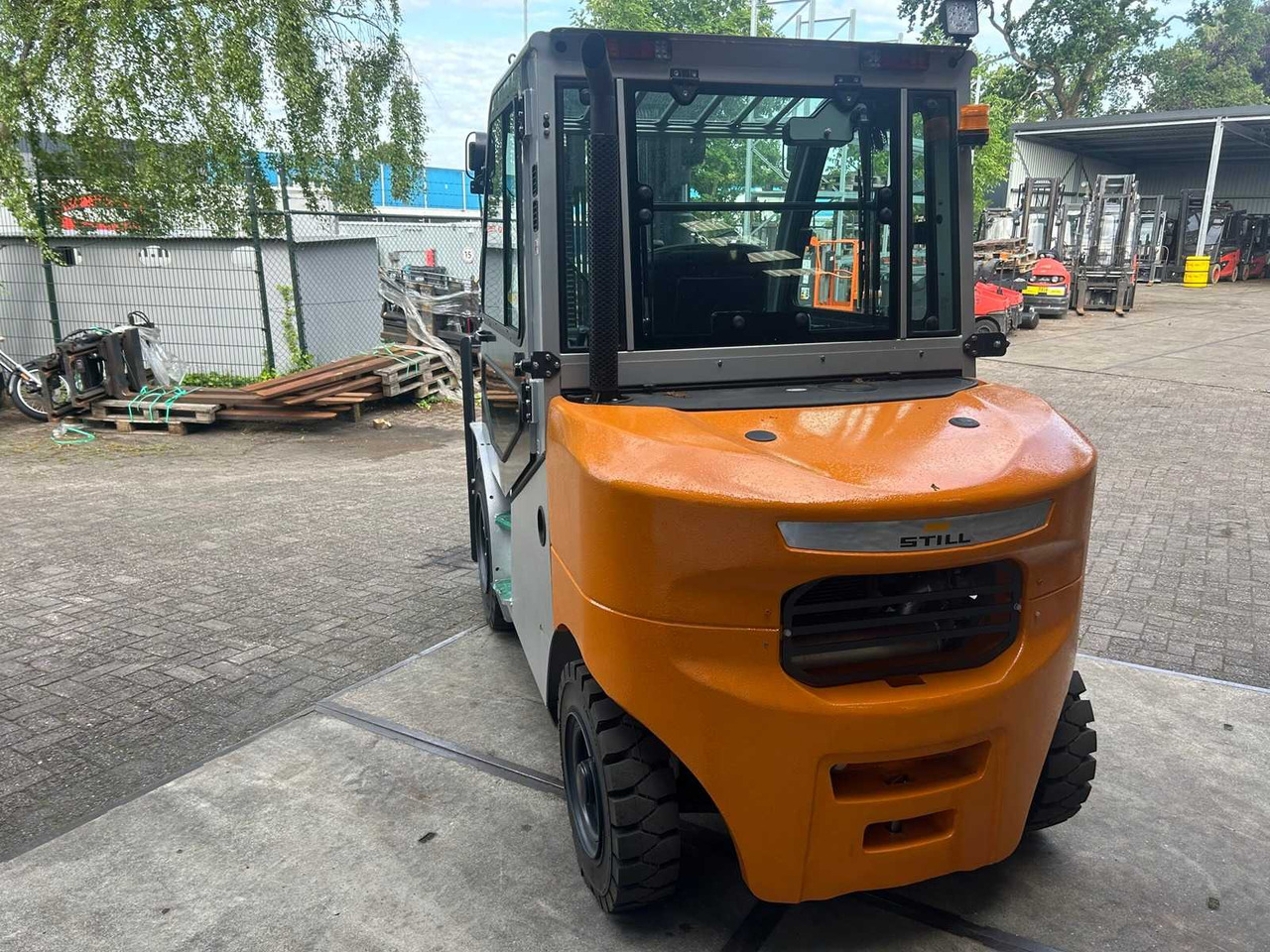 STILL - 2021 - RC42-40 - FORKLIFT TRIPLEX - FREE-LIFT - SIDE-SHIFT - 4TH FUNCTION - Motostivuitor: Foto 3 STILL - 2021 - RC42-40 - FORKLIFT TRIPLEX - FREE-LIFT - SIDE-SHIFT - 4TH FUNCTION - Motostivuitor: Foto 3