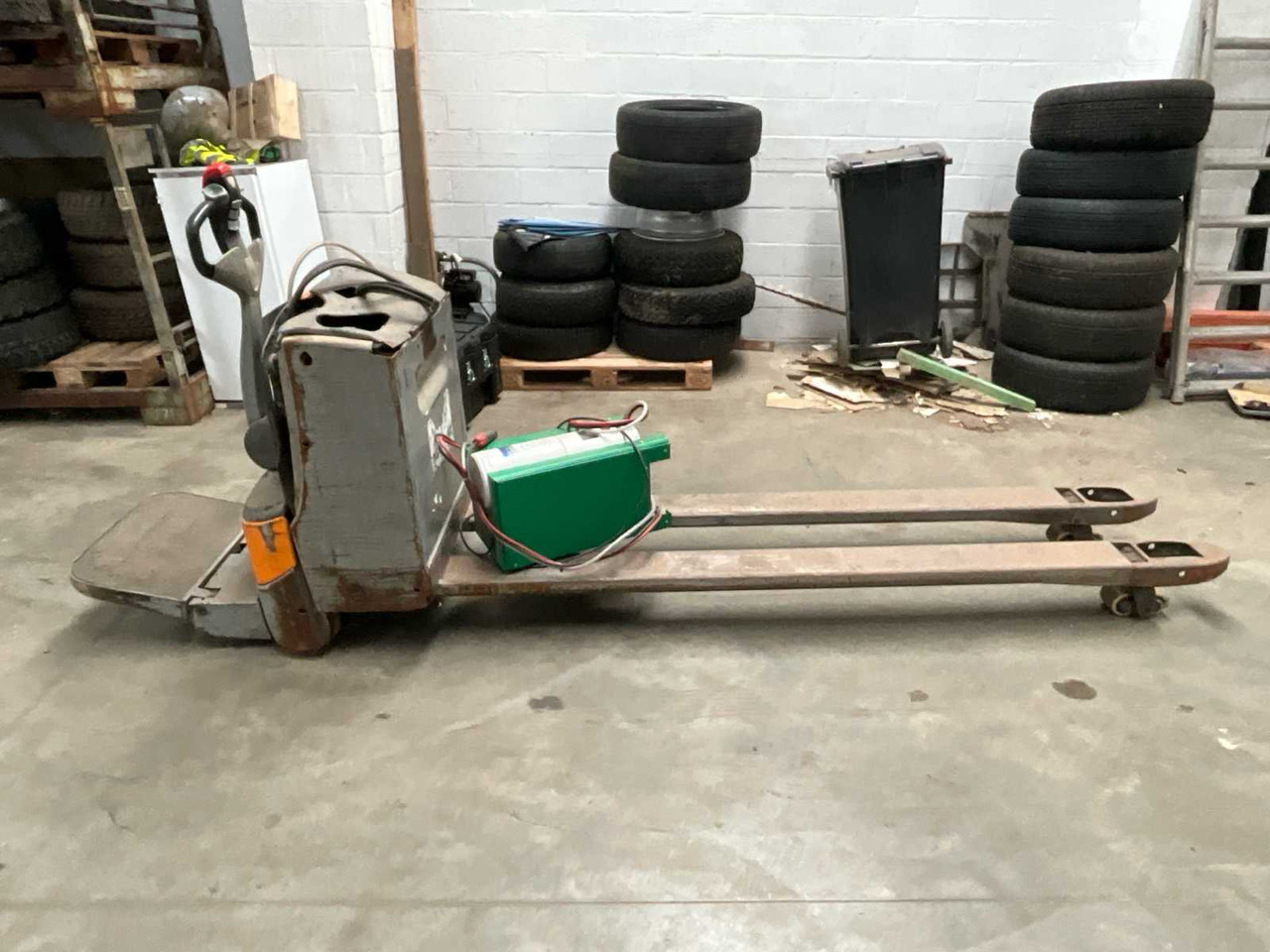 STILL LONG FORKS FORKLIFT - Motostivuitor: Foto 2 STILL LONG FORKS FORKLIFT - Motostivuitor: Foto 2