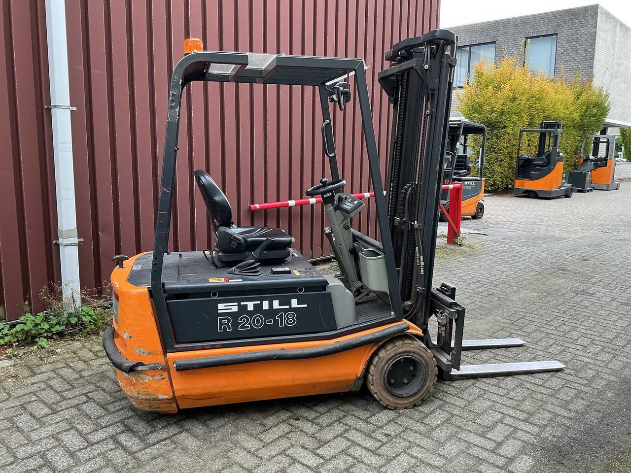 STILL - R20-18 - FORKLIFT TRUCKS - 2005 - Motostivuitor: Foto 4 STILL - R20-18 - FORKLIFT TRUCKS - 2005 - Motostivuitor: Foto 4